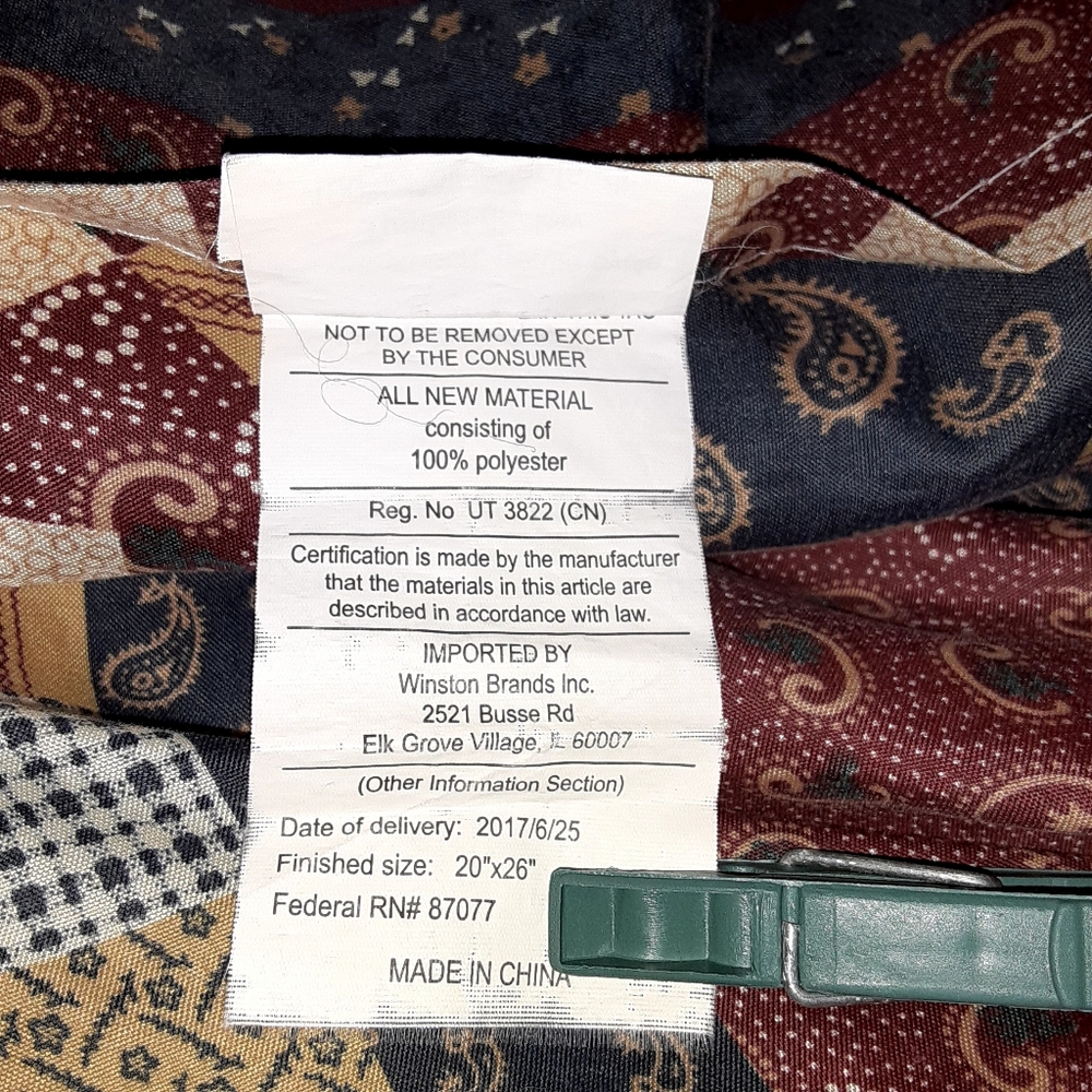 Full size quilt + 2 matching shams - Picture 3 of 3
